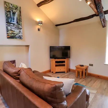 Abbots Reading Mews 2 度假居 *