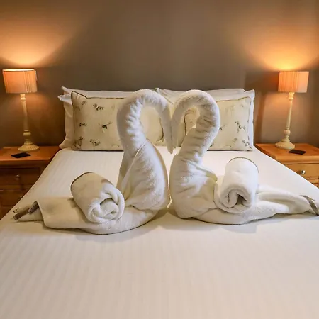 Abbots Reading Mews 2