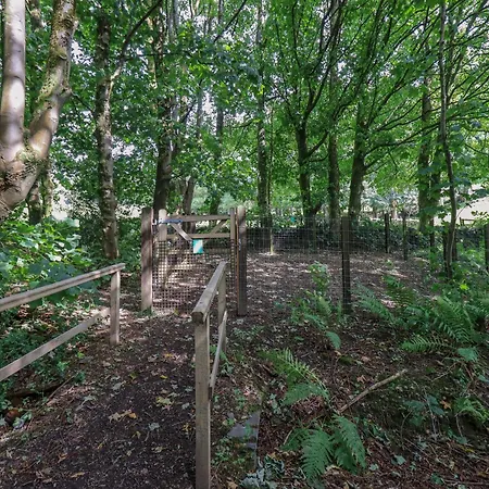 Abbots Reading Mews 2 Holiday home